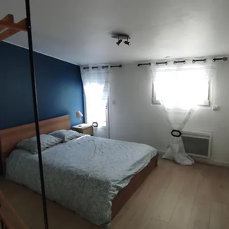 Logement Atypique Au Coeur De Cholet Exterior foto