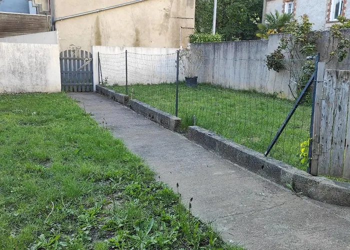 Logement Atypique Au Coeur De Cholet