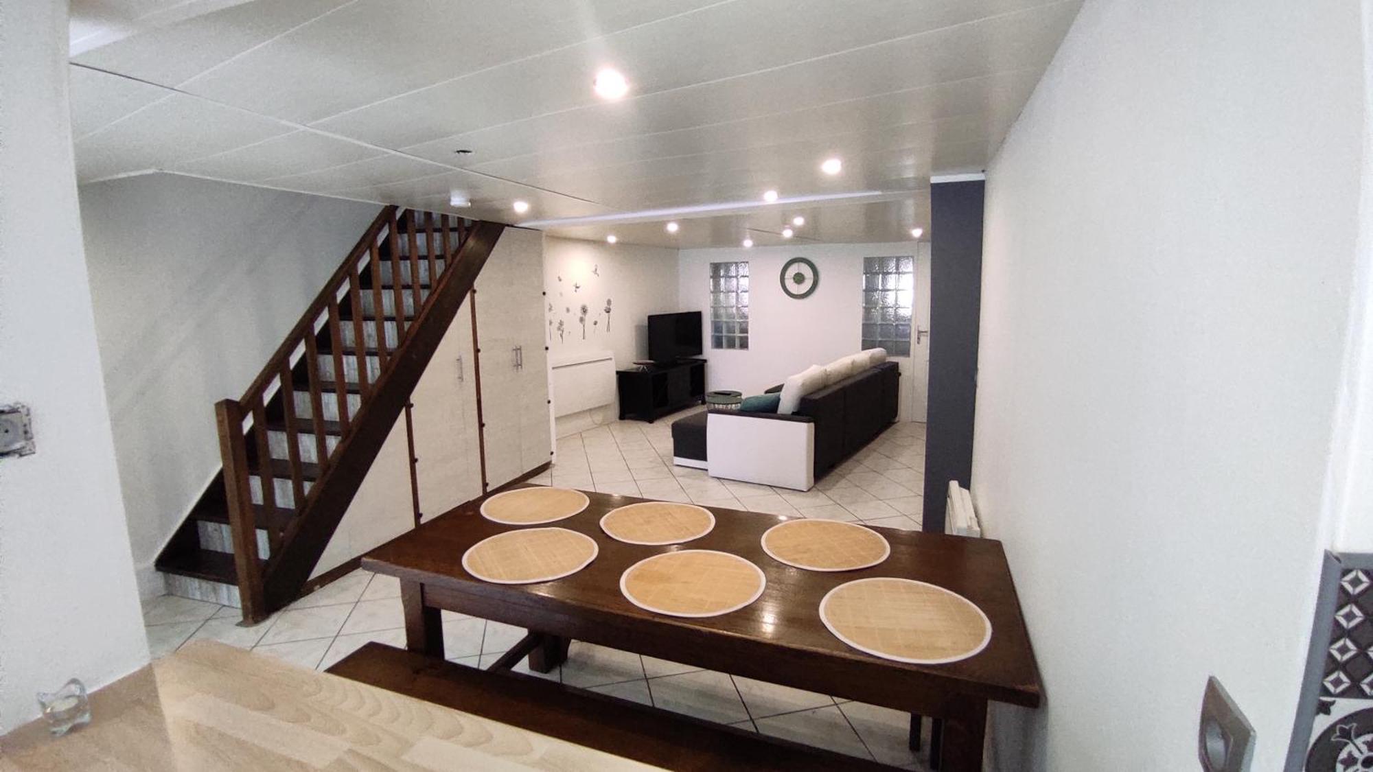 Holiday home Atypique Au Coeur De *